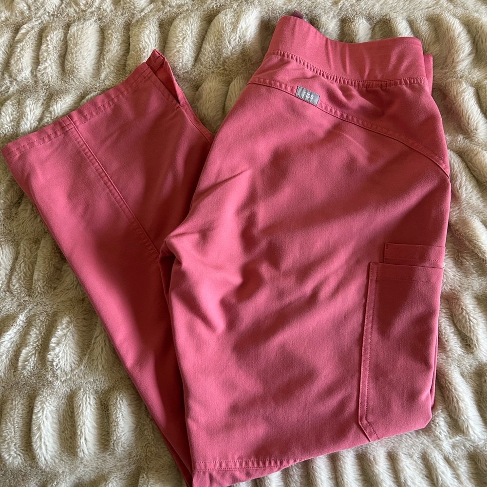 Figs Kade cargo scrub pant